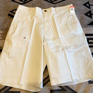 Basic Editions Men's Khaki Shorts Size 36